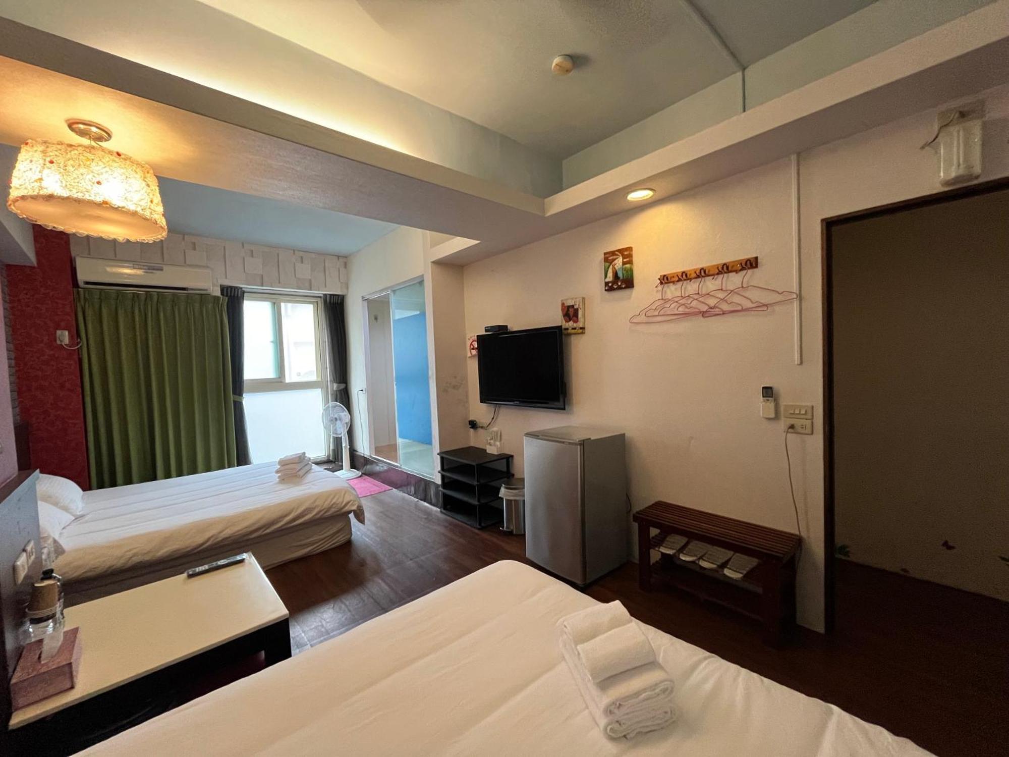 Ferienwohnung 藍晴庭 Luodong Exterior foto